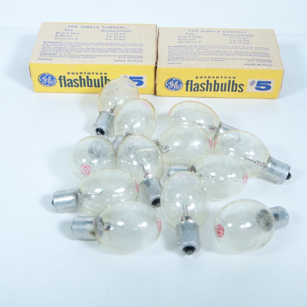 New Vintage 20 GE General Electric #5 Flashbulbs Clear